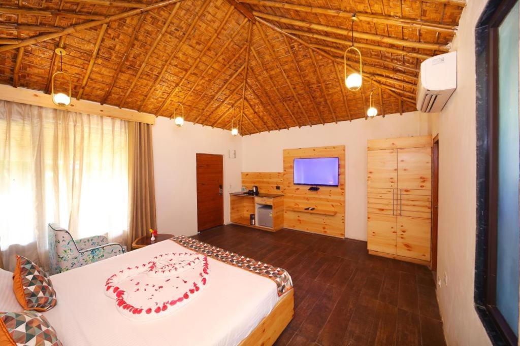 5 Senses Corbett Richness Luxuries Resort ! Destination Wedding & Corporate Events Ramnagar  Exterior photo
